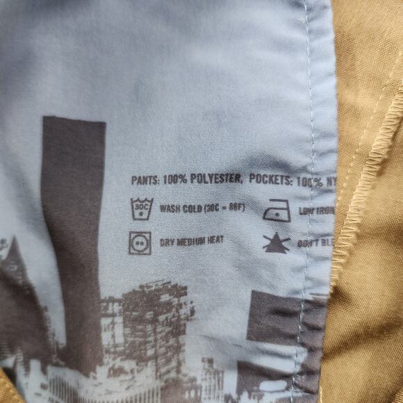 Bluffworks Pants Mens 32W/30L Tan Original Performance Regular Fit Chino Preppy - Picture 5 of 12